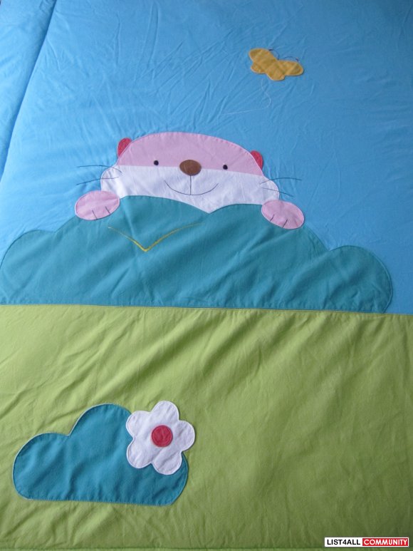 ***FREE GIFT WITH PURCHASE*** BLANKET SET IN DIFFERENT SIZES & COLOURS