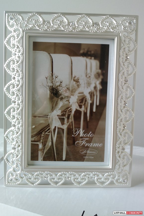 Brand New Crystal and Heart-Shaped Frame from Japanese Company