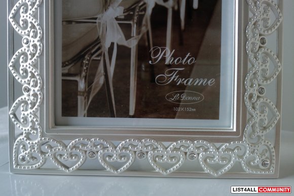 Brand New Crystal and Heart-Shaped Frame from Japanese Company