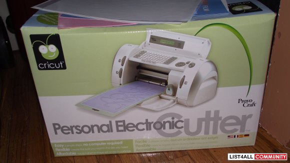 CRICUT PERSONAL CUTTER MACHINE