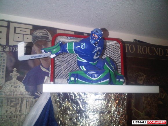 luongo action figure #1