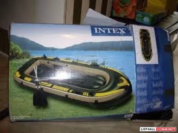 Seahawk 4 person boat