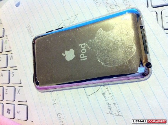 ITOUCH 8GB BLACK 4TH GENERATION