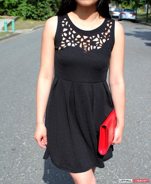 EDGY CUT OUT DRESS!