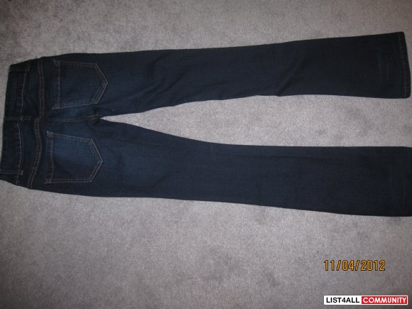 JEANS size 24, can fit 25!