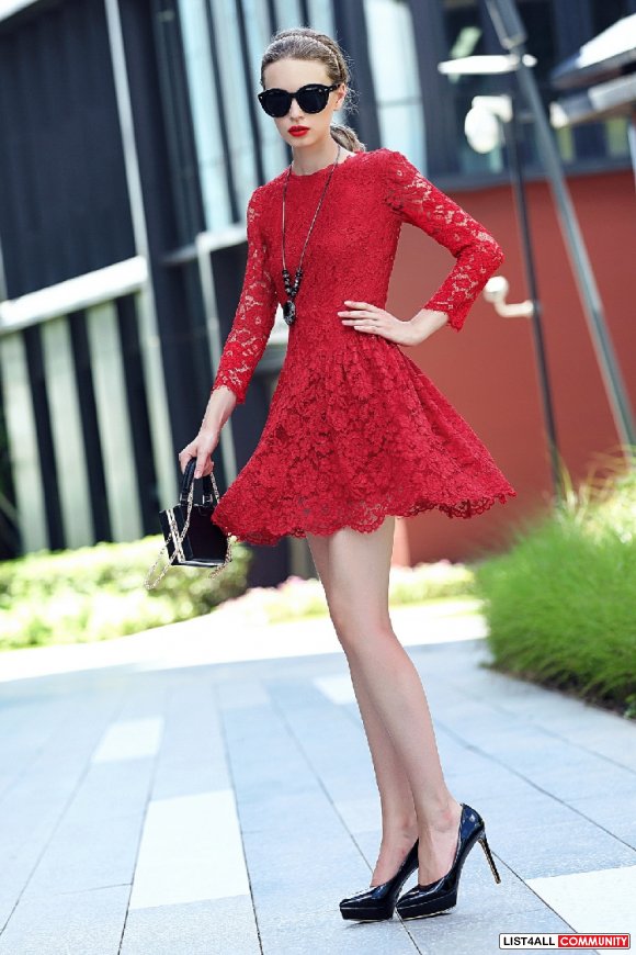 Lace bubble dress