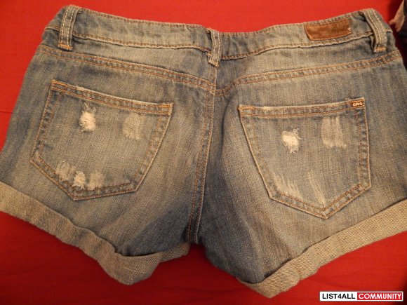 Great condition!! Garage denim shorts size 1