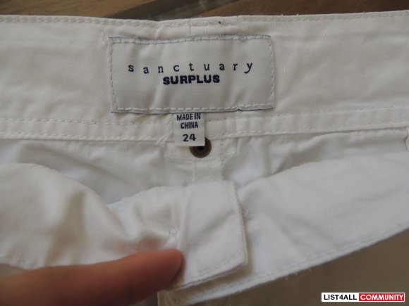 White Shorts Size 24