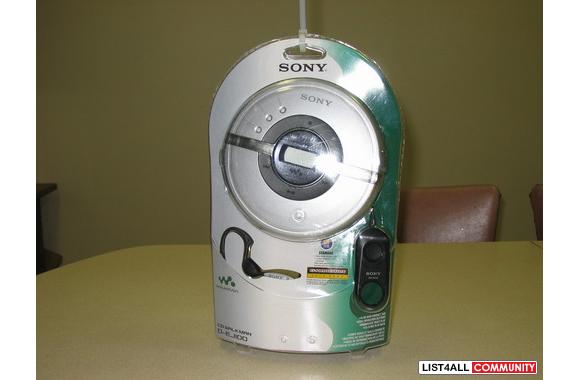 SONY Ultra-slim full-circle CD Walkman  Clip-on remote, h
