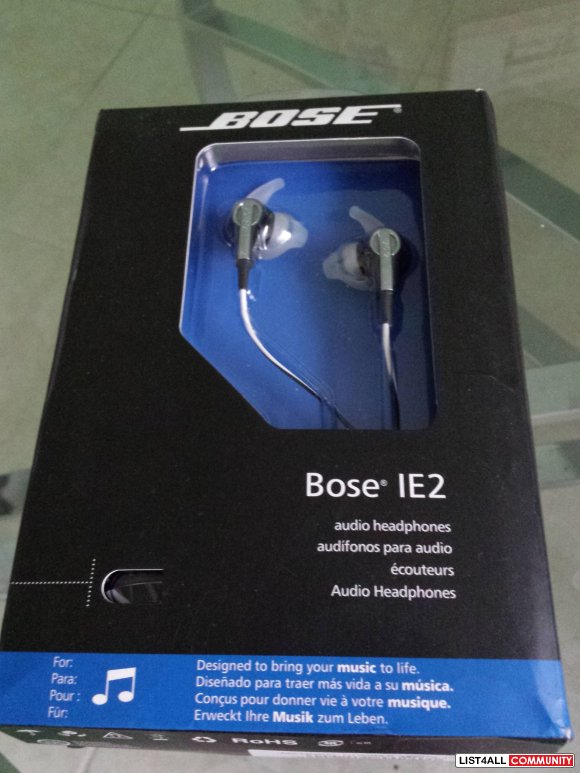 Bose IE2 Earphones brand new with original box and accessories