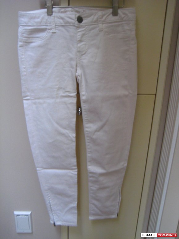 American Eagle White Jegging w/ zippers (stretch)