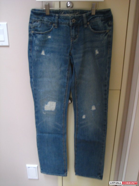 AE Straight 77 Jeans w/ Rips
