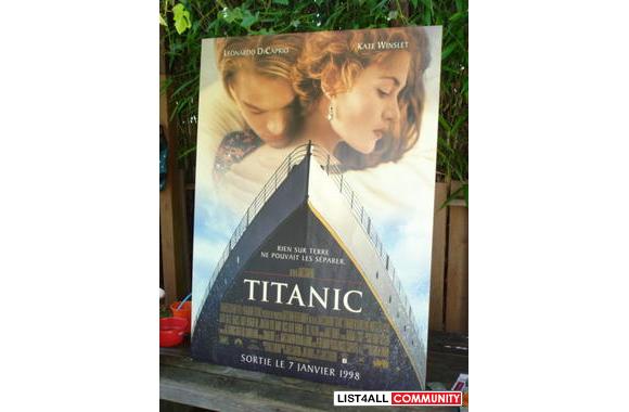 AN ORIGINAL COLLECTABLE TITANIC MOVIE POSTER FROM FRANCE