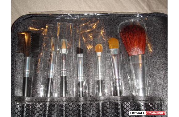 Mix Brush set of 7 brushes &amp; pouch: