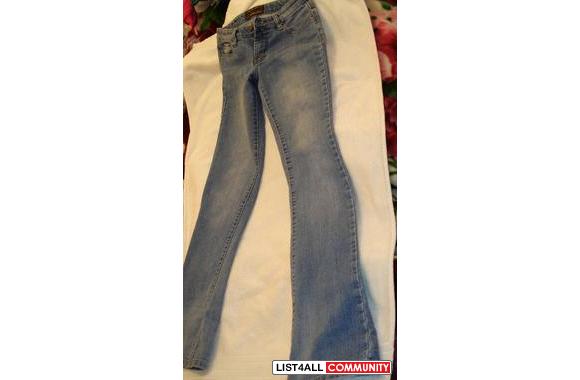 UB Jeans -Straight Leg>> only $5!