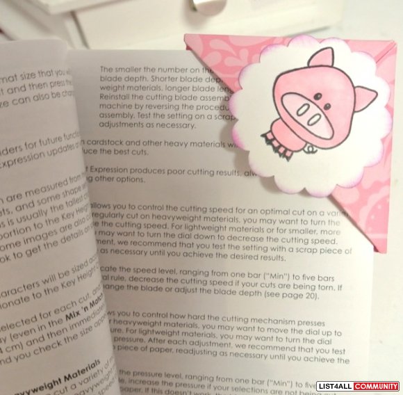 Piggy bookmark