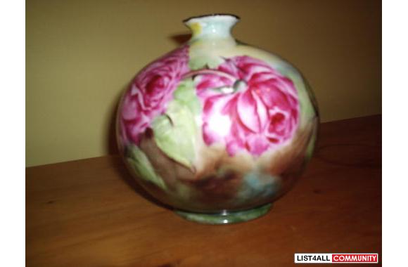 I picked up this pot in a huge antique fair in Southern Californa abou