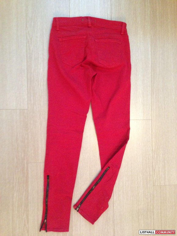J-BRAND Blackened Ankle Zip Jeans in Great Red Size 26