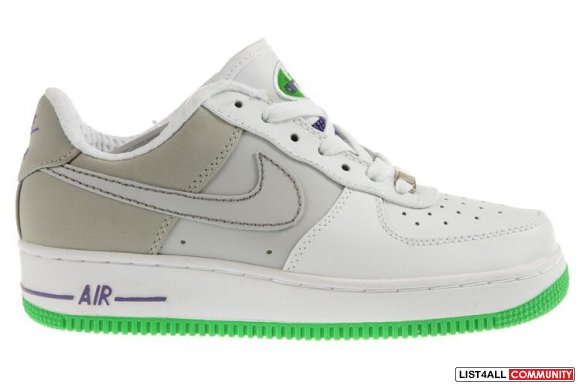 RARE WOMENS NIKE AIR FORCE 1 ONE LOW CANVAS