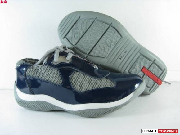 NEW AUTHENTIC PRADA RED LEATHER CHILDREN'S  www.kickshopping.com