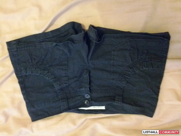 Dynamite black stretchy material shorts, size 5