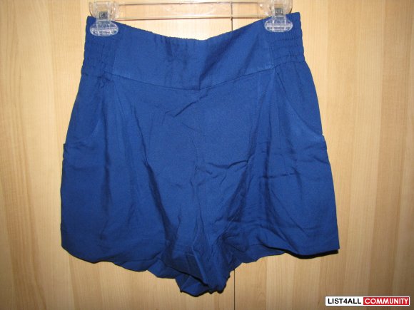 ARITZIA Talula Blue Shorts size S