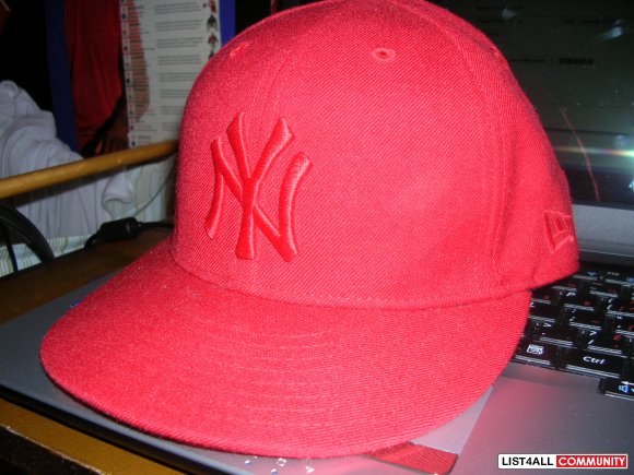 Fitted Red NewEra 7 3/8 New York Yankees MLB Hat