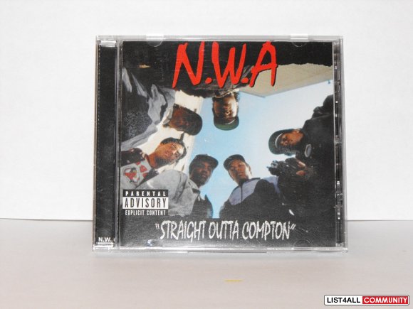 N.W.A - Straight Outta Compton