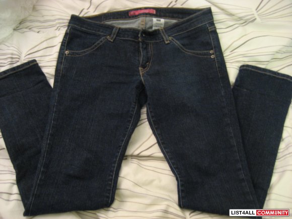 Levi's Low Waisted Skinny Jeans
