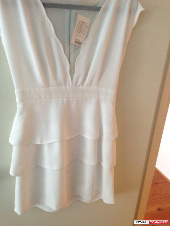 White Dress Size 4 BNWT U.O