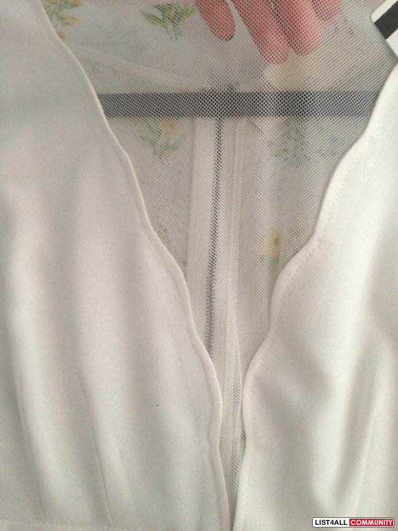 White Dress Size 4 BNWT U.O