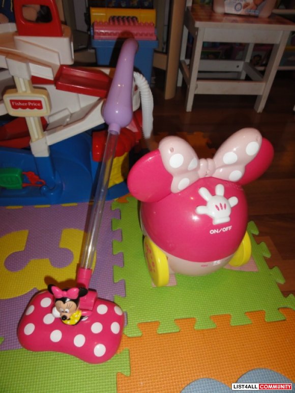 Minnie mouse Vacuum sale $10.00