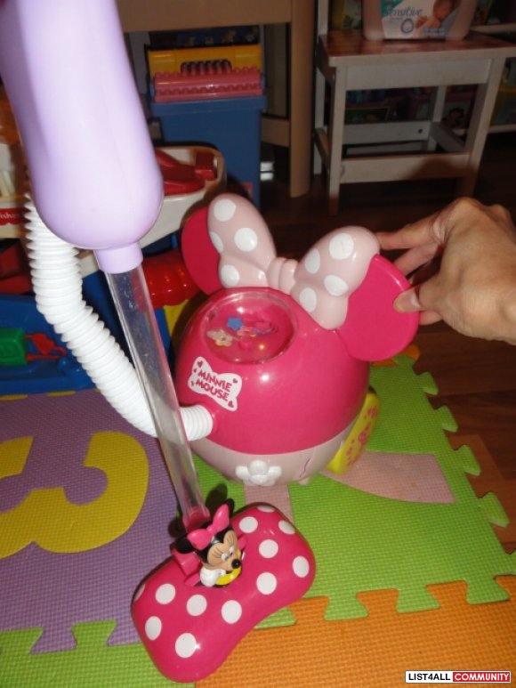 Minnie mouse Vacuum sale $10.00