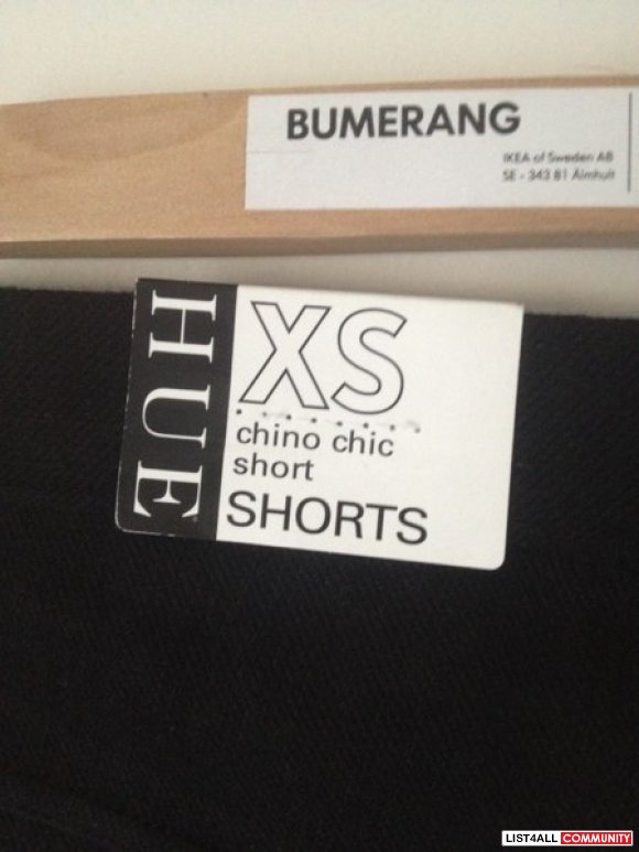 NWT Hue Chino Chic Shorts