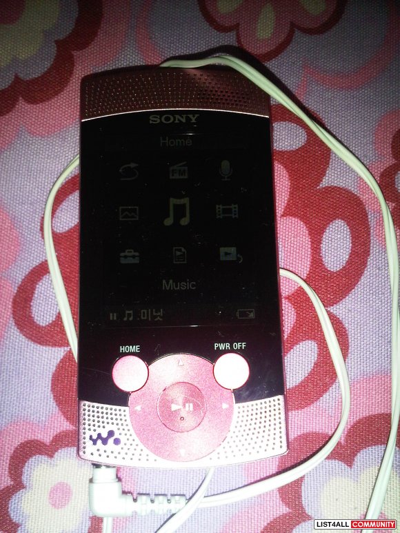 Pink Sony Walkman (SSERIES)