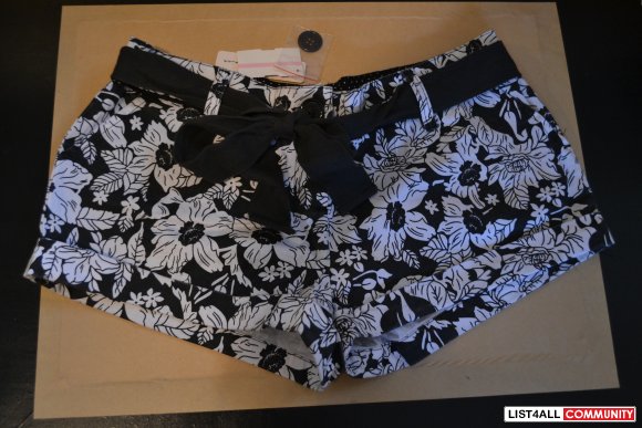 Brand new floral shorts