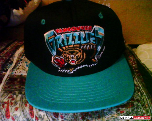 DEADSTOCK- VANCOUVER GRIZZLIES SNAPBACK -authentic by AJD sports