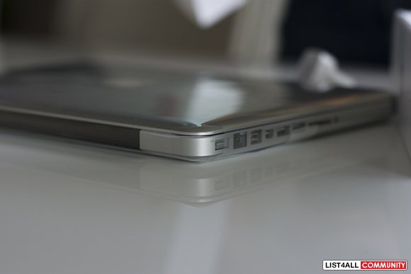 MACBOOK PRO 13"
