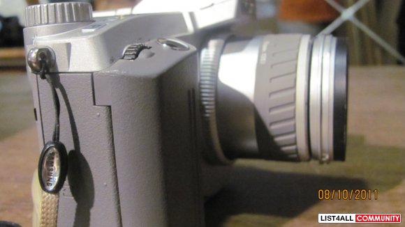 Dimage 5. 3.3 Megapixels